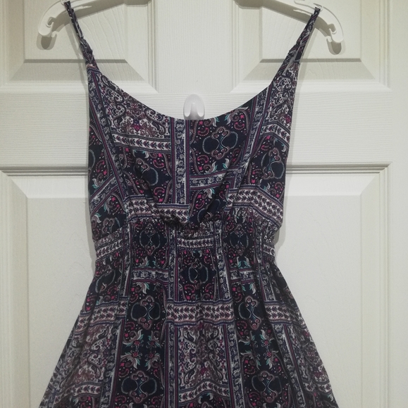 Pentagon spaghetti straps maxi dress - Picture 3 of 4